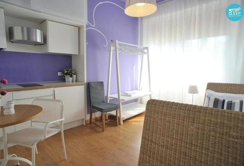 استودیوی استاندارد, Stop & Sleep Udine Fronte Ospedale Civile