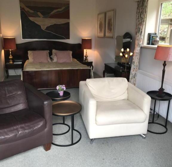 اتاق لوکس با چشم‌انداز باغ, Villa  T Haasduin