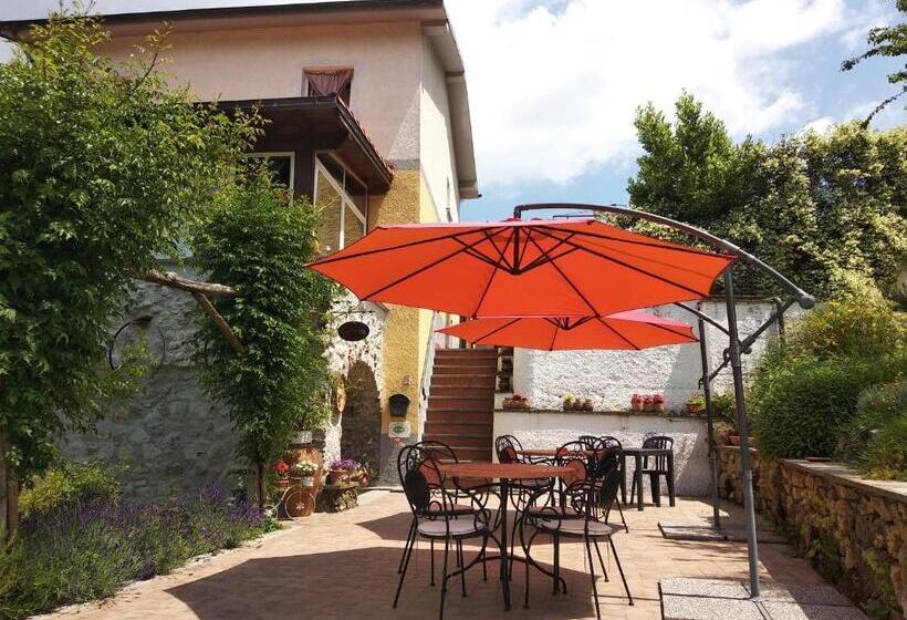 اتاق استاندارد با تراس, Country House La Scortica