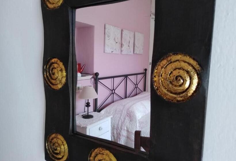 اتاق استاندارد با بالکن, Country House La Scortica