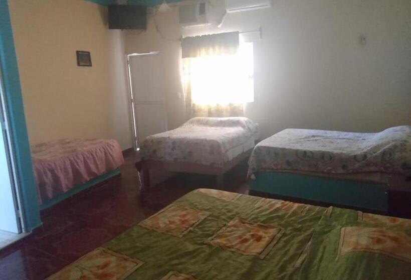 اتاق خانوادگی, Villas Yoleth