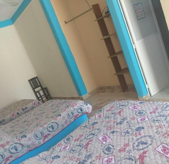 اتاق خانوادگی, Villas Yoleth