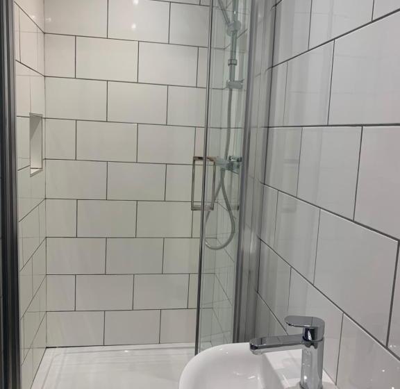 اتاق استاندارد با تخت بزرگ, Raniven