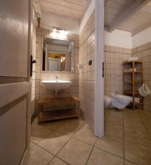 اتاق استاندارد چهار تخته, B&b Lo Tatà