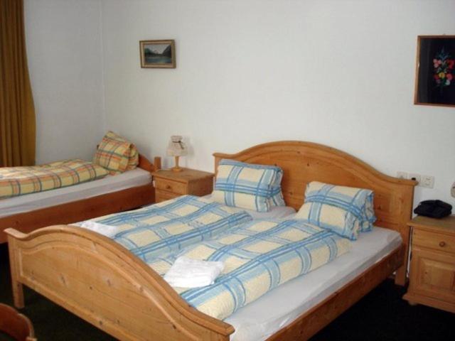 اتاق استاندارد سه تخته با سرویس بهداشتی مشترک, Quellenhof