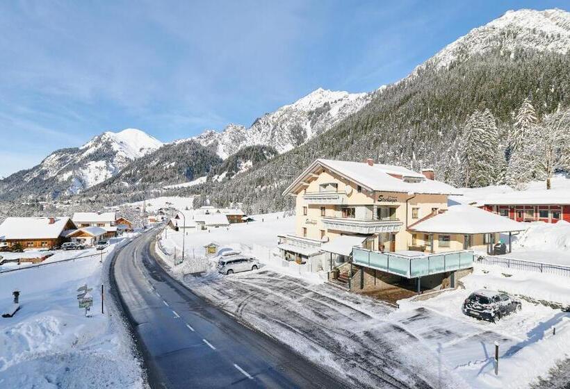 اتاق استاندارد یک نفره, Stockingers Guest House