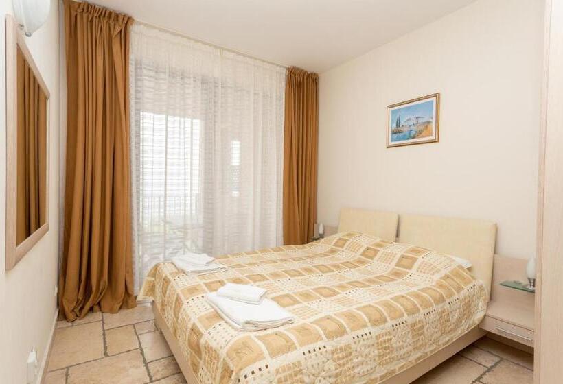 2 Bedroom Apartment Side Sea View, Kaliakria Resort