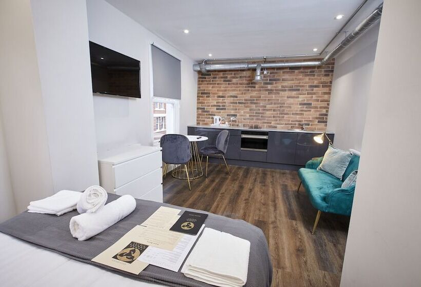 استودیوی لوکس, Three Cranes Serviced Apartments