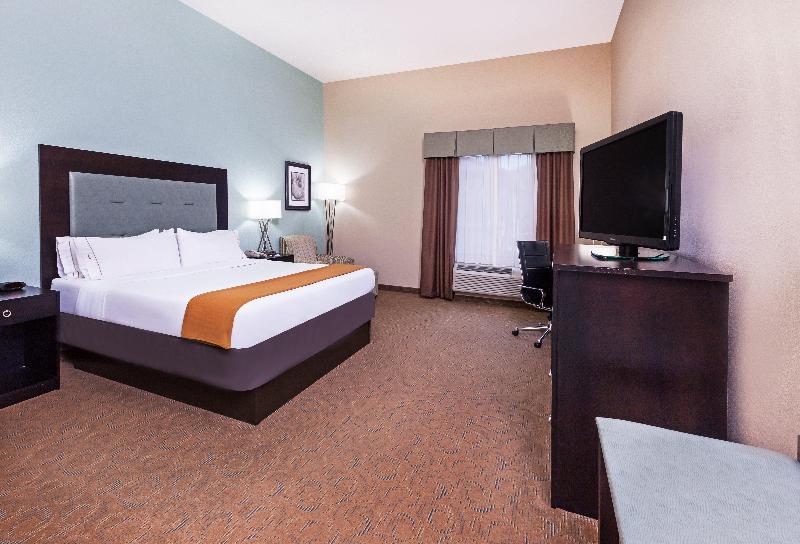اتاق استاندارد با تخت بزرگ, Holiday Inn Express Hotel & Suites Victoria By Ihg