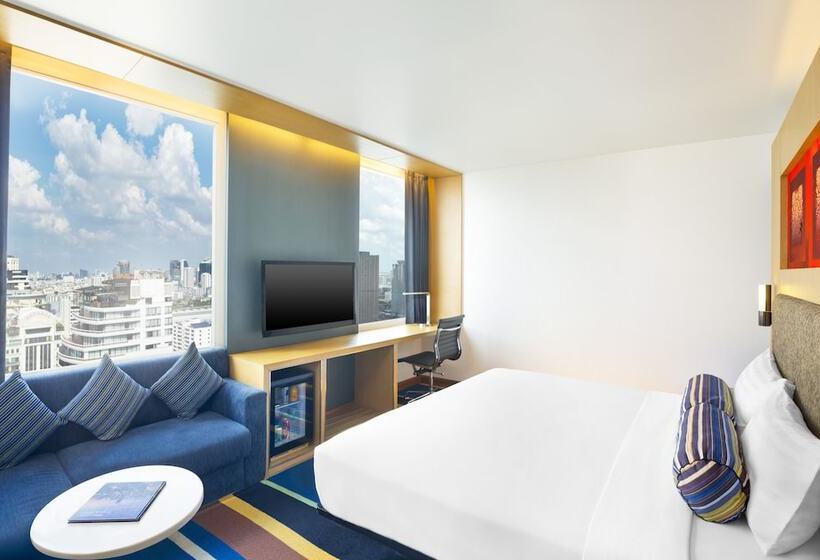 Standard Room Double Bed City View, Aloft Bangkok Sukhumvit 11