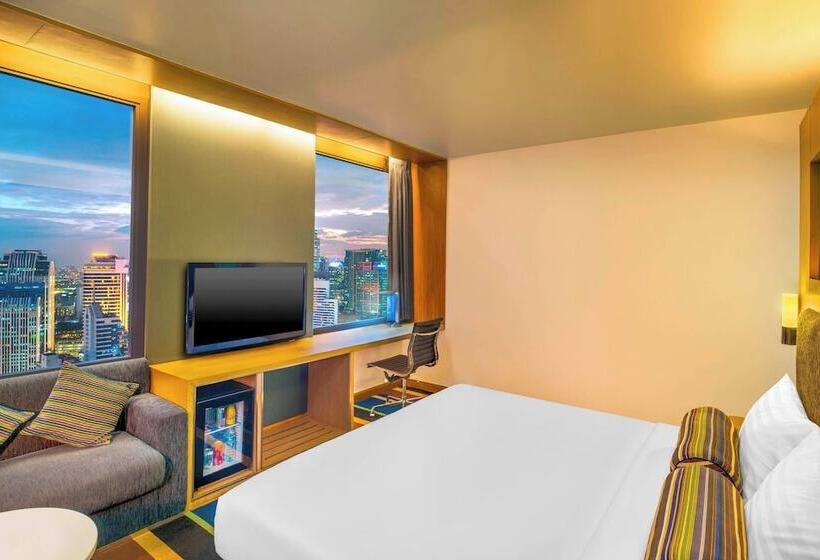 Standard Room Double Bed City View, Aloft Bangkok Sukhumvit 11