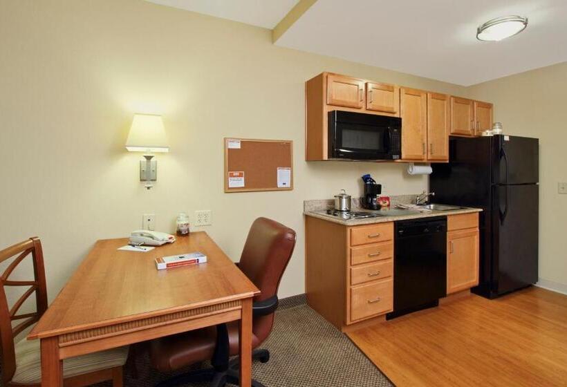 استودیوی لوکس, Candlewood Suites Norfolk Airport, An Ihg