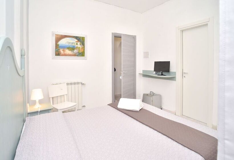 اتاق استاندارد با بالکن, Charme Hotel La Villa Tina