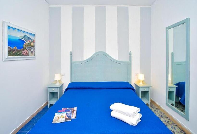اتاق اکونومی یک تخته, Charme Hotel La Villa Tina