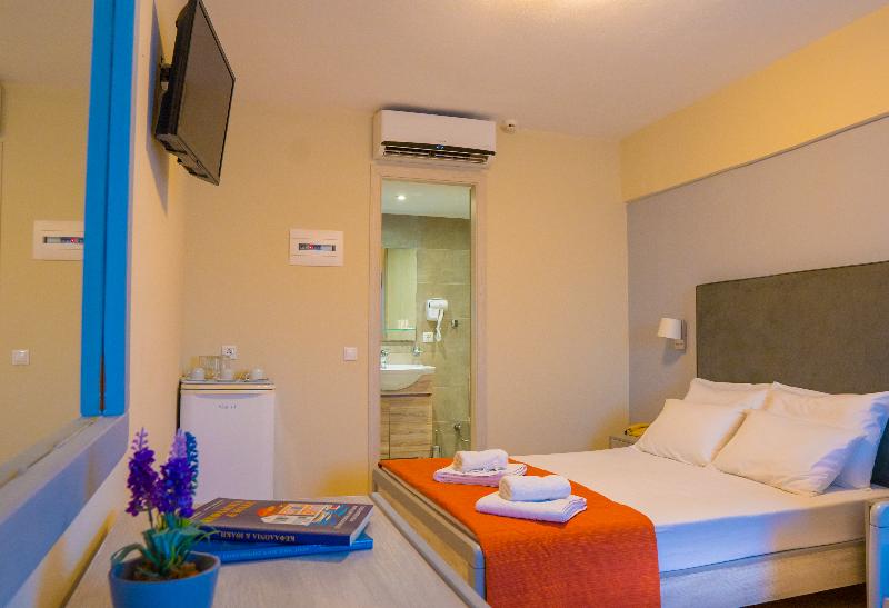 اتاق استاندارد برای معلولان, Comfort Inn & Suites