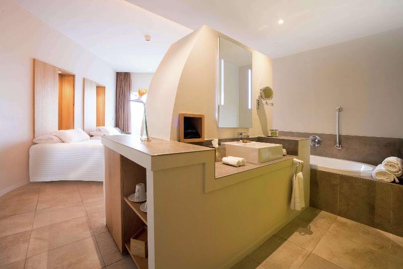 اتاق استاندارد, Higueron Hotel Malaga, Curio Collection By Hilton
