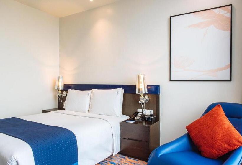 اتاق استاندارد با چشم‌انداز, Holiday Inn Express Bangkok Siam, An Ihg