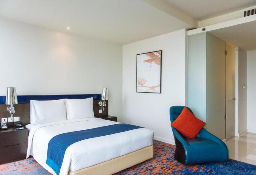 اتاق استاندارد با چشم‌انداز, Holiday Inn Express Bangkok Siam, An Ihg