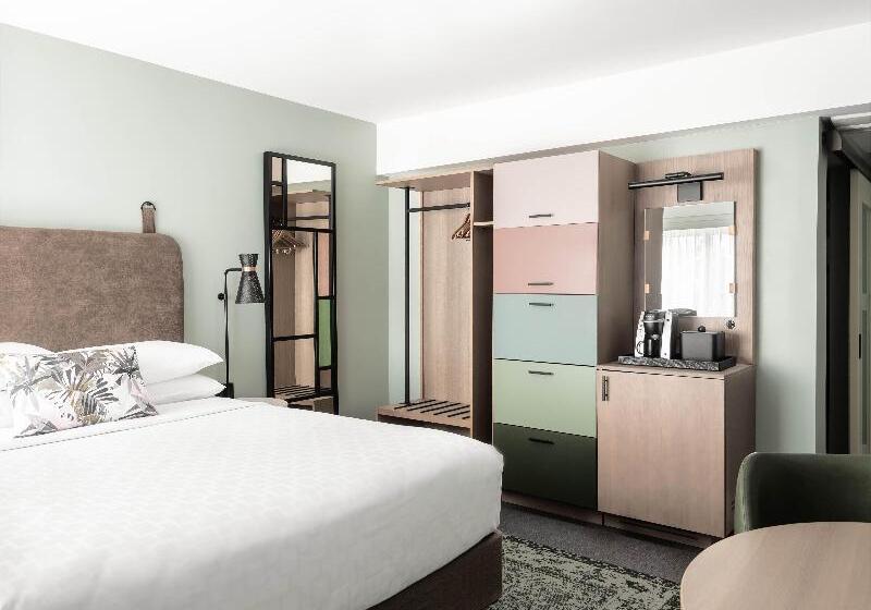 اتاق استاندارد, Holiday Inn Express St. Louis Central West End, An Ihg
