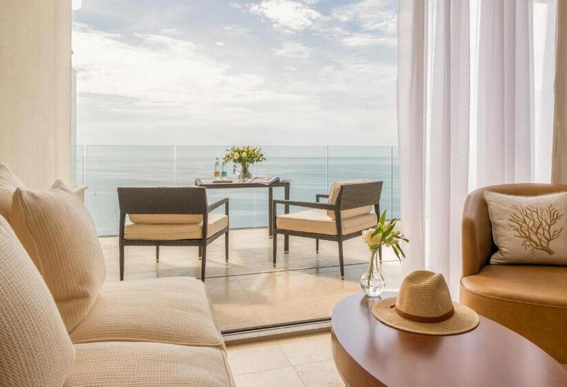 سوییت جونیور با چشم‌انداز دریا, Jumeirah Mallorca