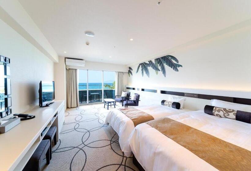 Quarto Triplo Superior, Kanehide Kise Beach Palace