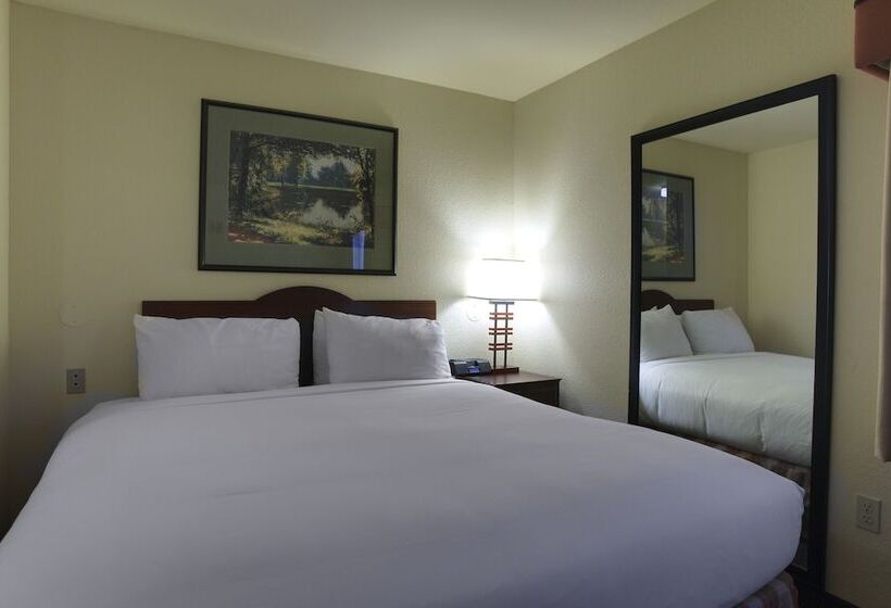 سوئیت برای معلولان, Larkspur Landing Extended Stay Suites Hillsboro