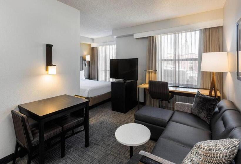 استودیوی استاندارد, Residence Inn Louisville Downtown