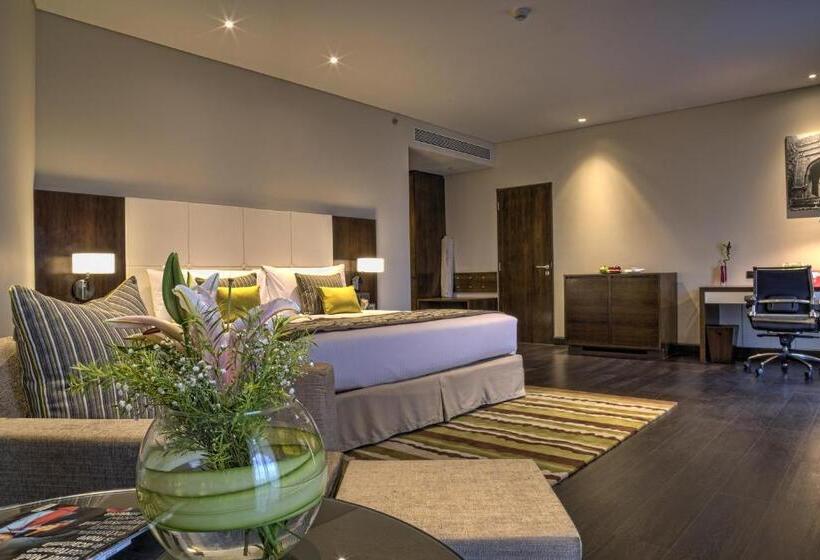 سوئیت جونیور با تخت بزرگ, Gateway Nashik