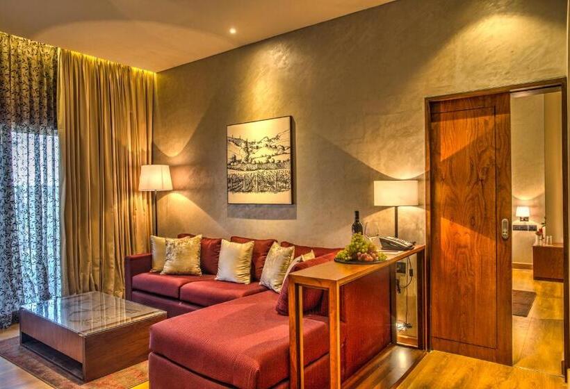 Suite, The Gateway  Ambad