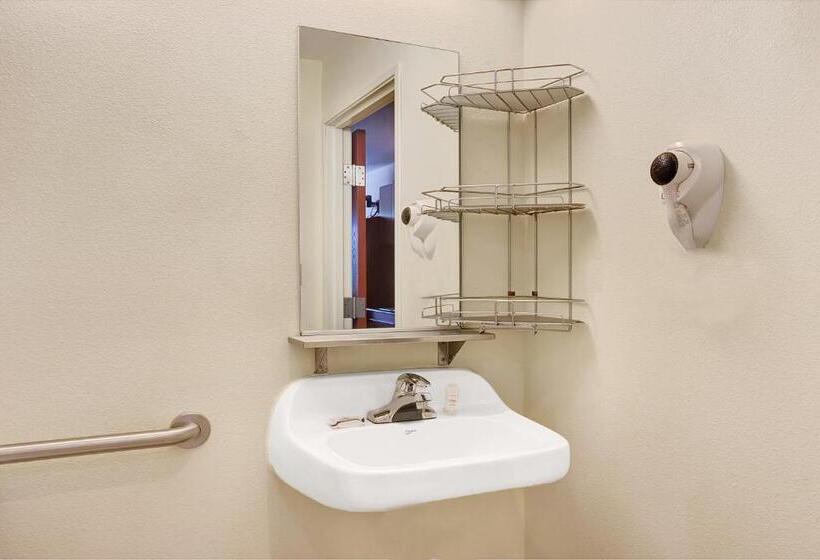 سوئیت برای معلولان, Microtel Inn & Suites By Wyndham Indianapolis Airport
