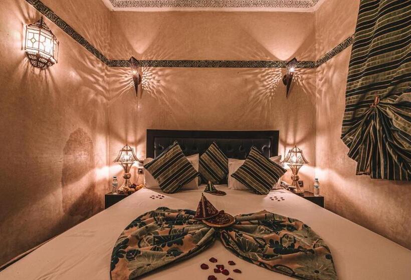 اتاق لوکس, Riad Mabrouk