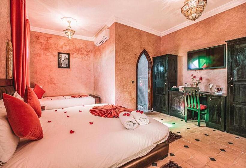 سوییت خانوادگی, Riad Mabrouk