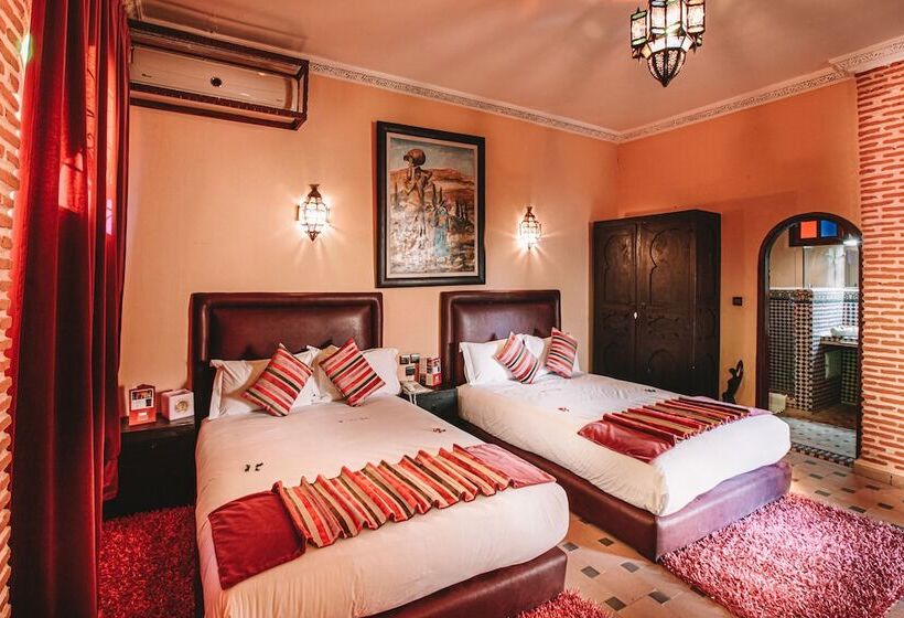 سوئیت سینیور, Riad Mabrouk