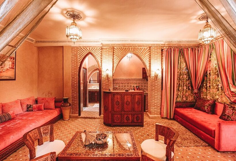 سوئیت پرزیدنت, Riad Mabrouk