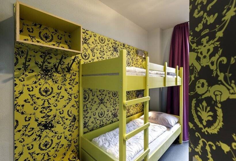 اتاق خانوادگی, Youth Hostel Würzburg