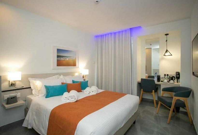 Quarto Triplo Standart, Best Western Plus Larco