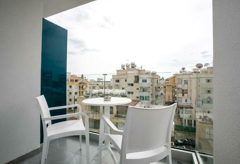 اتاق استاندارد سه نفره, Best Western Plus Larco