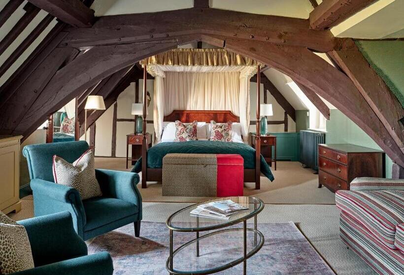 Suite, Ellenborough Park