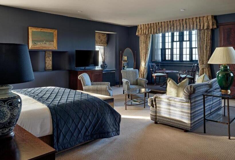 Suite, Ellenborough Park