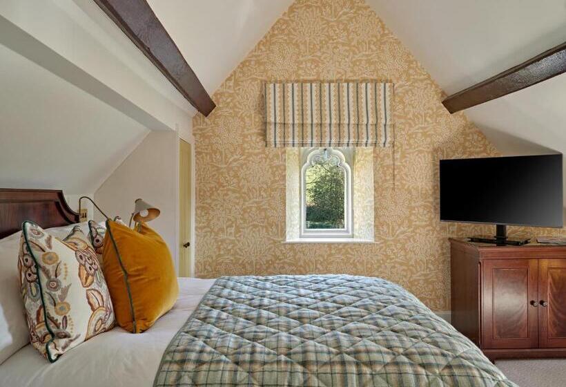 Quarto standard, Ellenborough Park