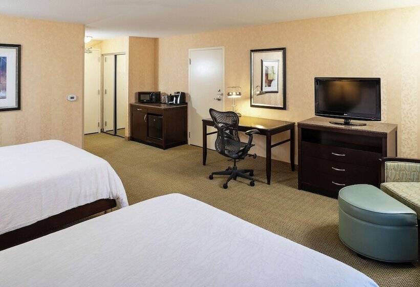 标准间, Hilton Garden Inn Sioux Falls South