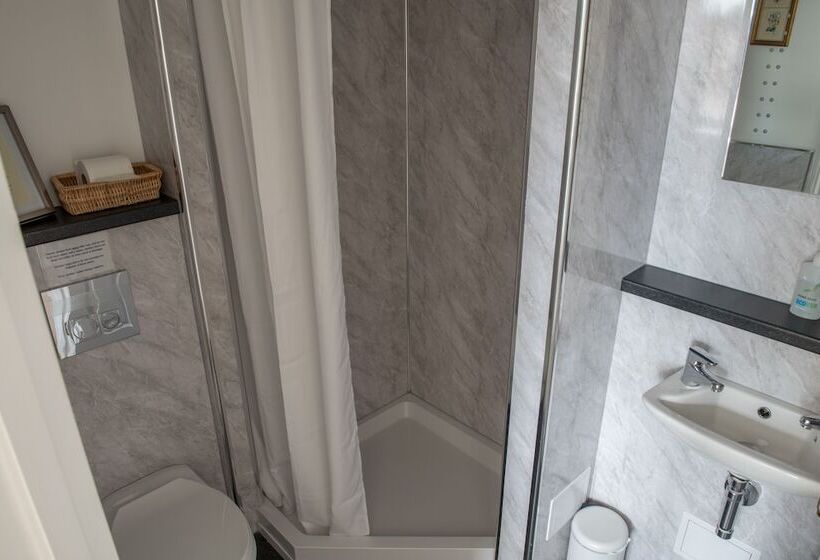 اتاق سوپریور, Toothbrush Rooms At Lattice Lodge   Guest Kitchen & Ev Recharging