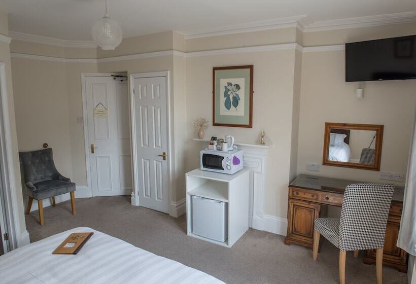 اتاق سوپریور, Toothbrush Rooms At Lattice Lodge   Guest Kitchen & Ev Recharging