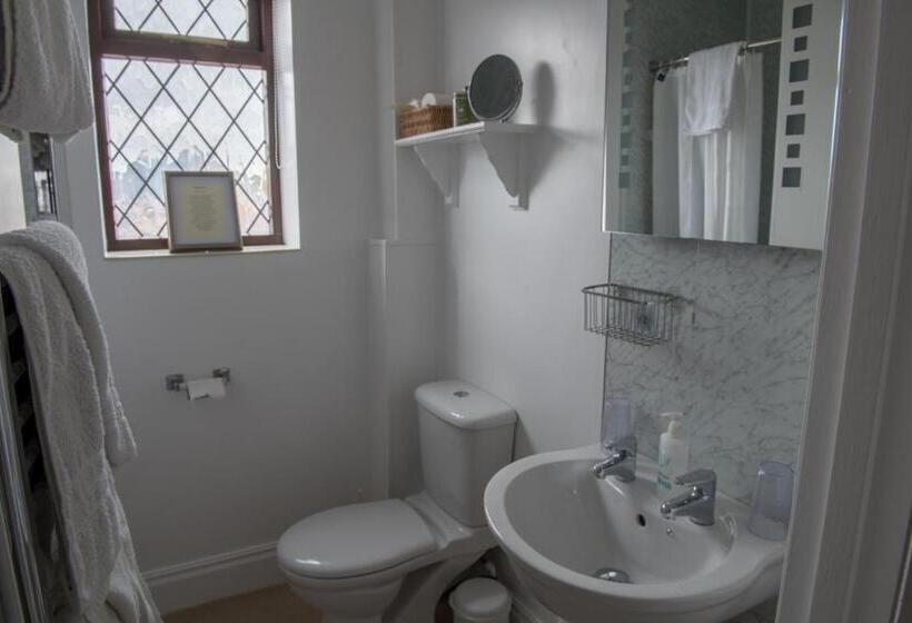اتاق سوپریور, Toothbrush Rooms At Lattice Lodge   Guest Kitchen & Ev Recharging