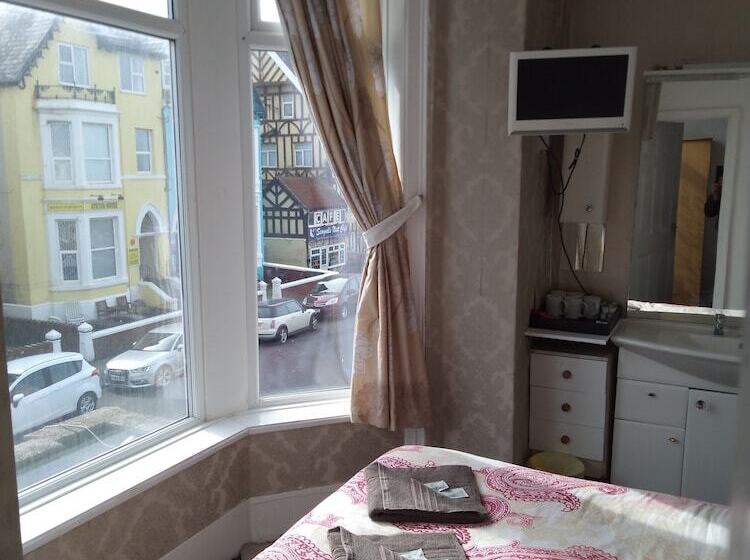 اتاق خانوادگی, Myroomz Seaview
