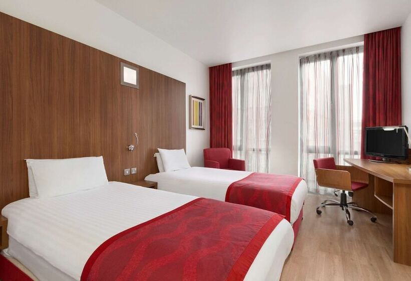 اتاق استاندارد برای معلولان, Ramada Encore Leicester City Centre