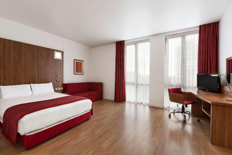 اتاق استاندارد, Ramada Encore Leicester City Centre