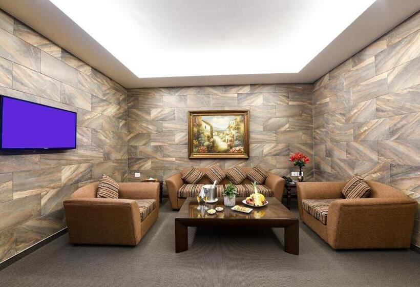 سوییت خانوادگی, Reston