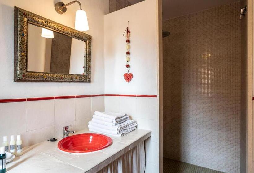 Family Suite, Paraiso Perdido