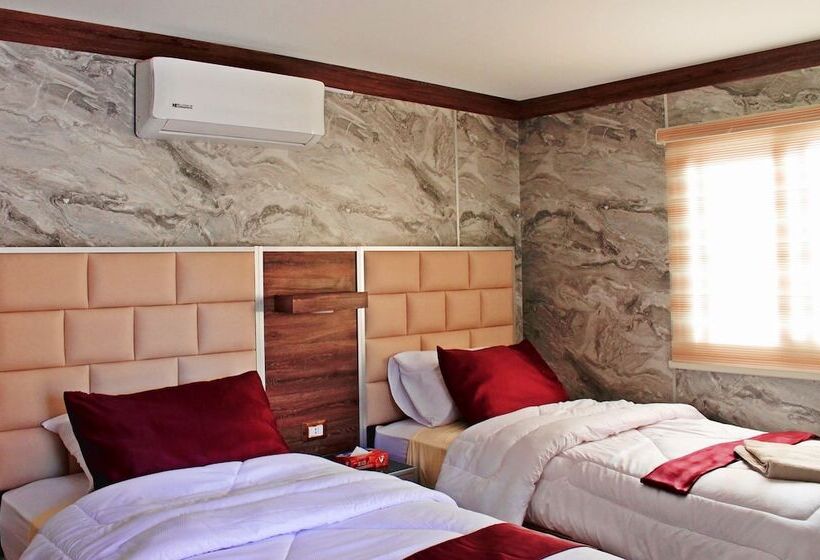کلبه سوپریور, Seven Wonders Luxury Camp